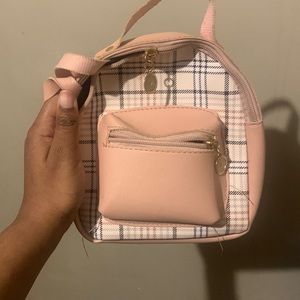Selling a mini bag, it’s like a backpack but smaller